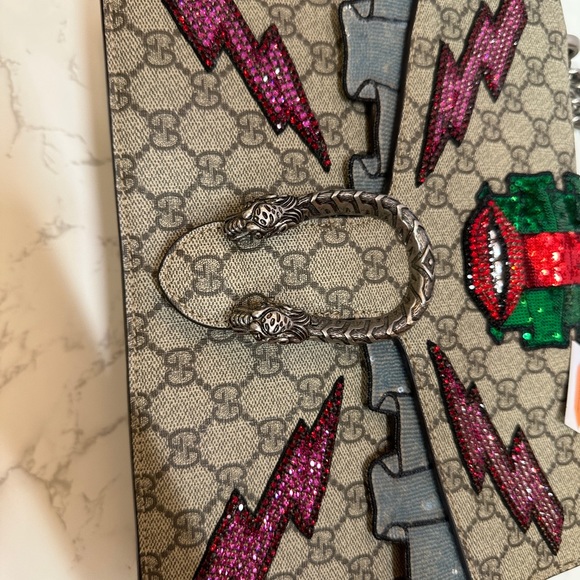 💎✨Authentic 💎GG Supreme Canvas Embroidered Sequin Medium 💎Sold - Picture 10 of 15